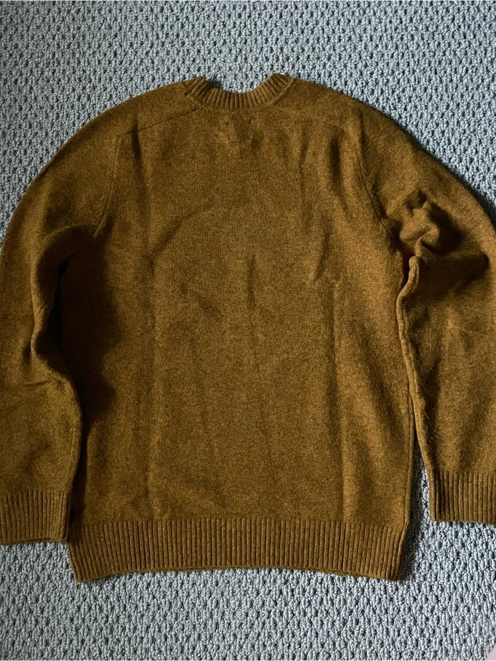 GAP warm toned